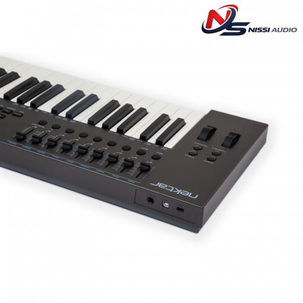 NEKTAR IMPACT LX49+ KEYBOARD CONTROLLER